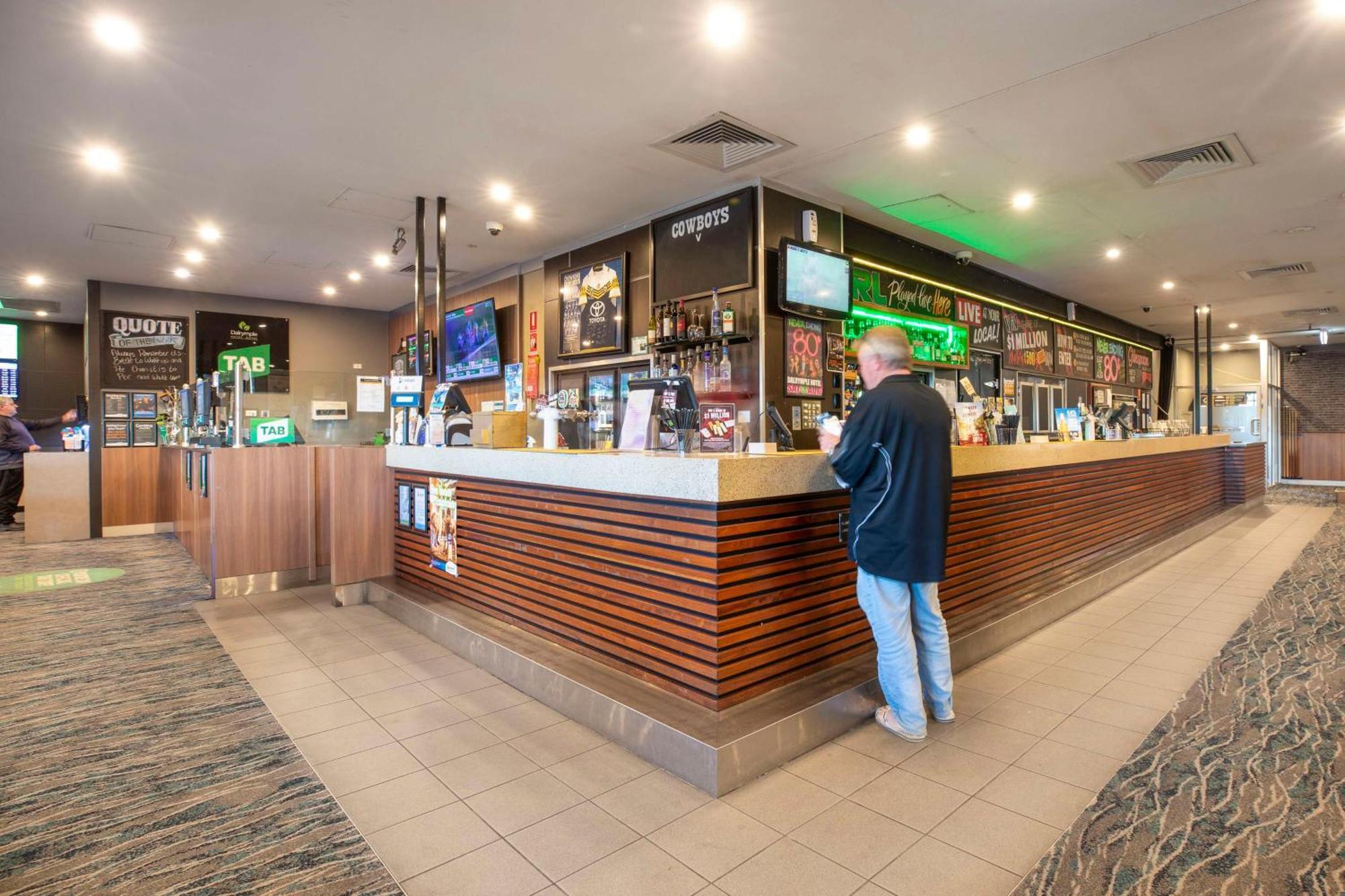 Nightcap At Dalrymple Hotel Townsville Exterior foto
